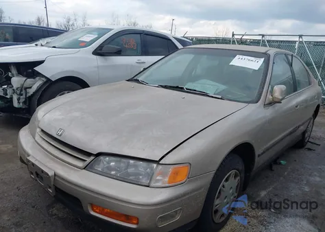 1995 Honda Accord Lx/Ex z USA, uszkodzony, nr VIN 1HGCD5636SA000468
